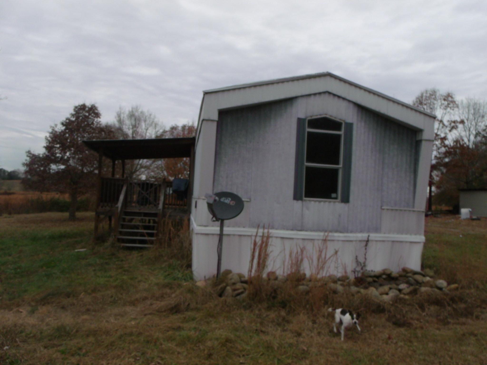 1646 Hopeless Road Dandridge, TN 37725 - Photo 11 of 19 left side