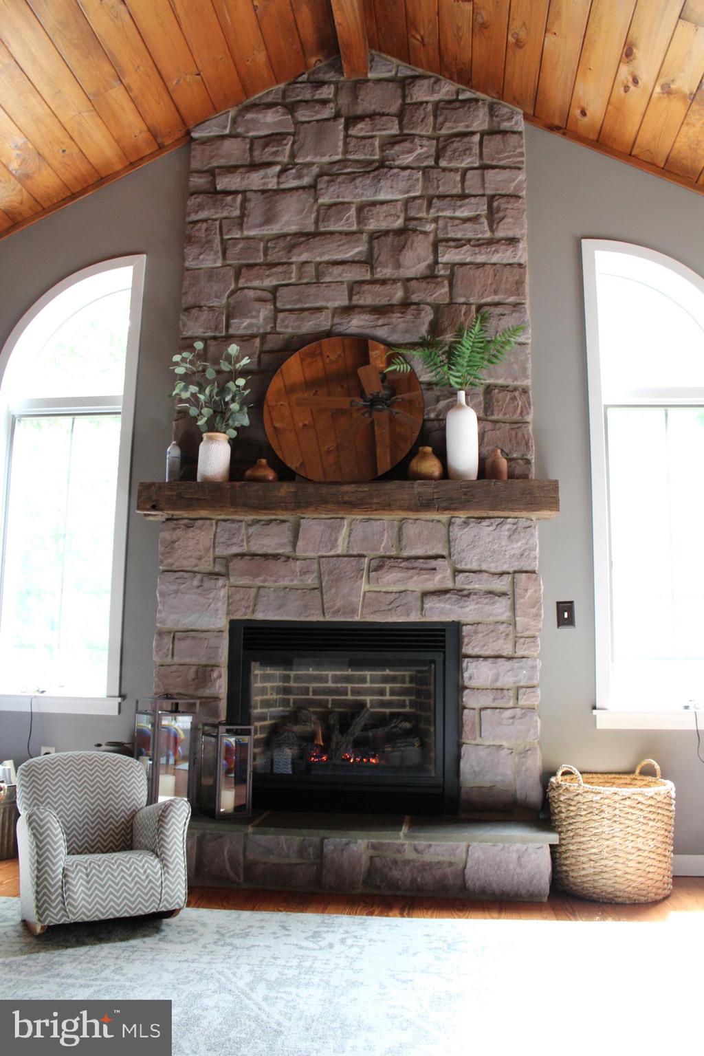 246 Acorn Lane Lititz, PA 17543 - Photo 70 of 120 Great Room