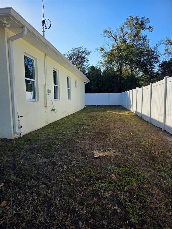 3704 Smith Tree Street Tampa, FL 33619 - Photo 18 of 20 Gallery Image 18