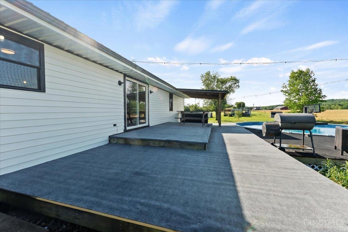 1003 Cross Road Winchester, OH 45697 - Photo 34 of 57
