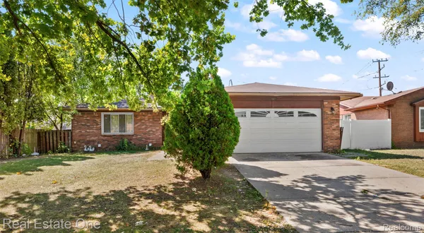$379,000 | 3321 Marie Street, Dearborn, MI 48120