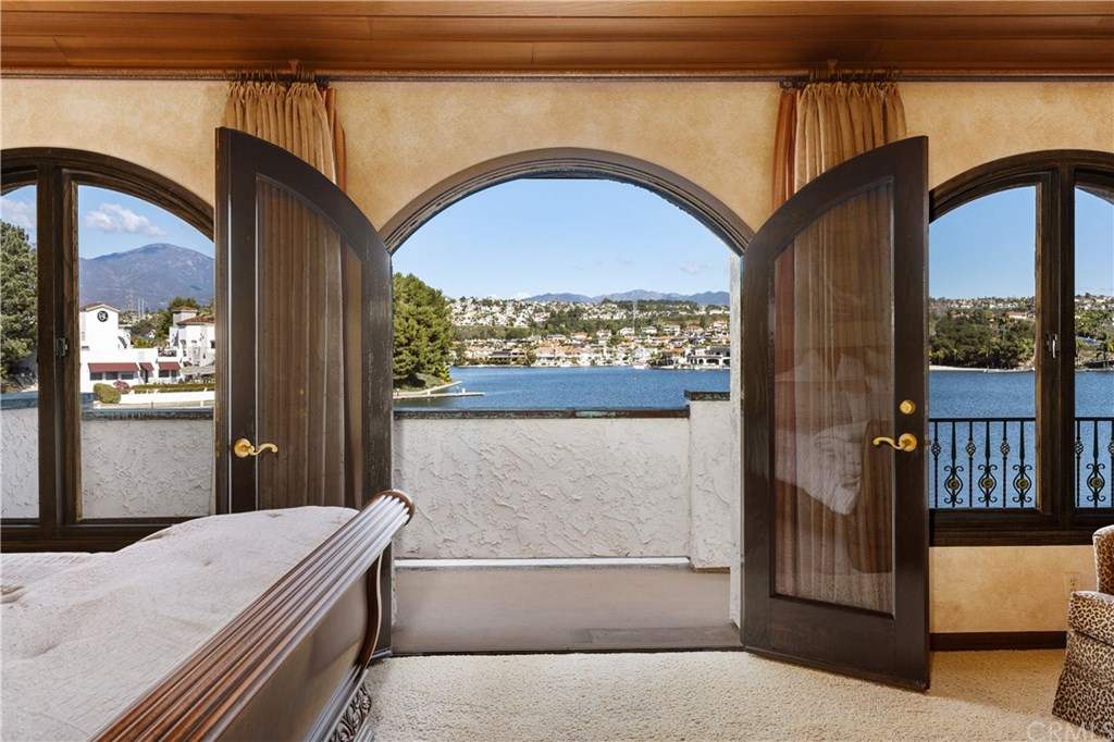 27681 Chapala Mission Viejo, CA 92692 - Photo 27 of 74