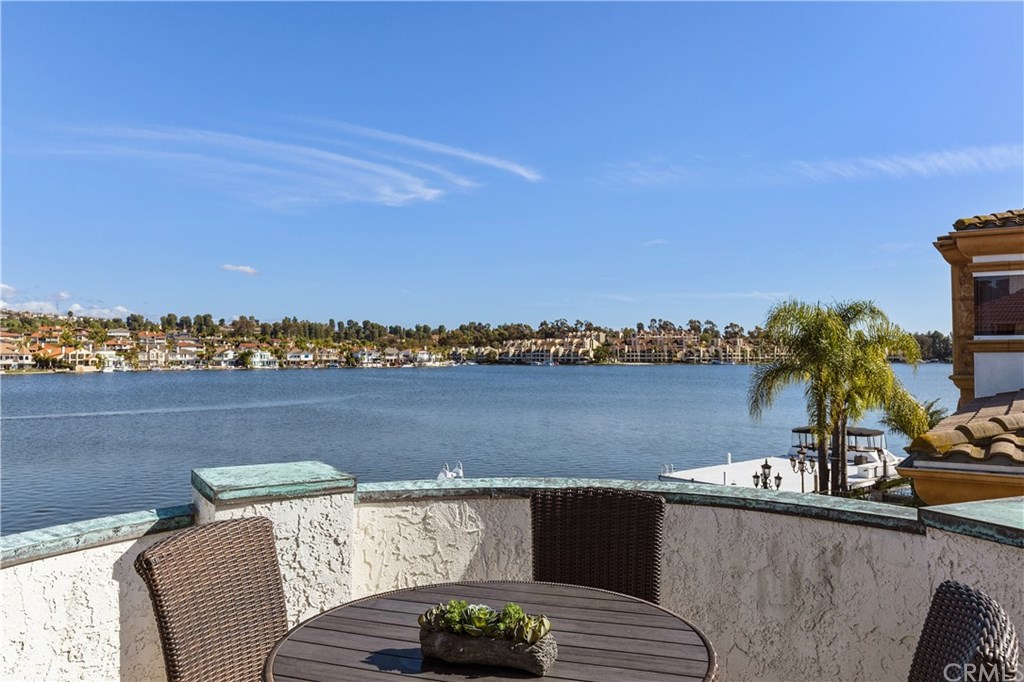 27681 Chapala Mission Viejo, CA 92692 - Photo 45 of 74