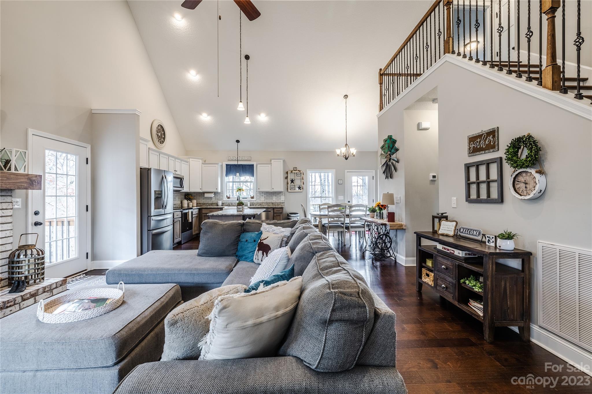 1218 Summer Road Hendersonville, NC 28792 - Photo 11 of 48 Gallery Image 11