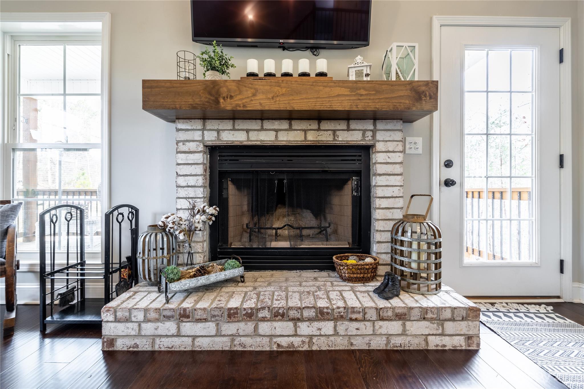 1218 Summer Road Hendersonville, NC 28792 - Photo 10 of 48 Gallery Image 10