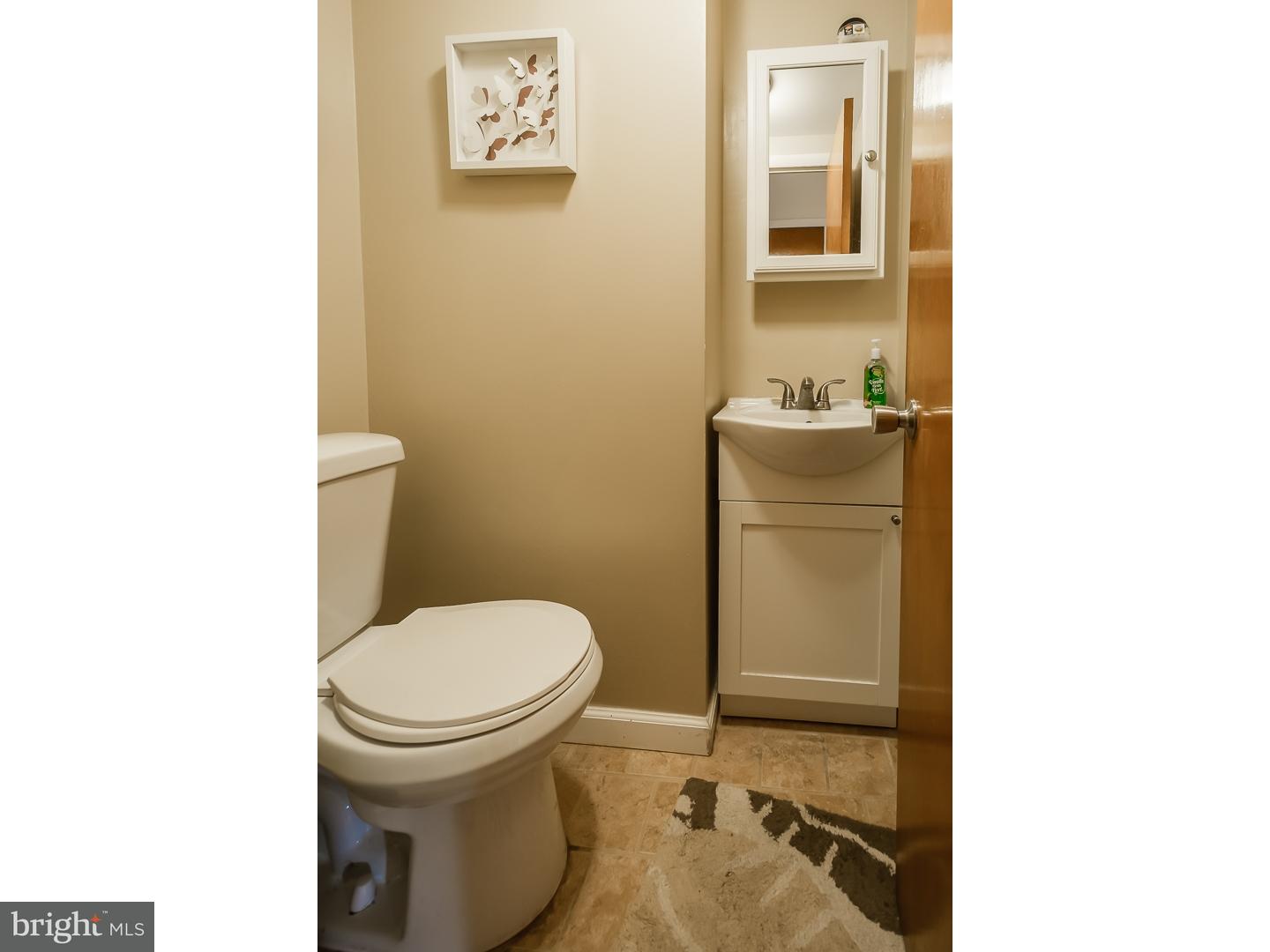 10216 Calera Road Philadelphia, PA 19114 - Photo 18 of 22 Bathroom