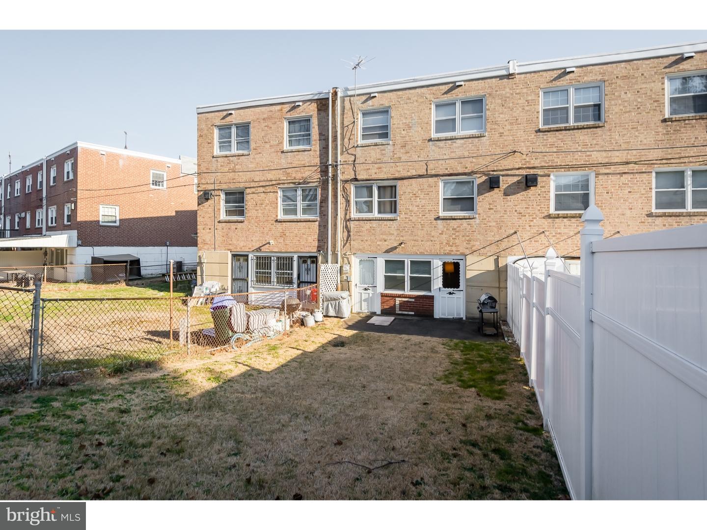 10216 Calera Road Philadelphia, PA 19114 - Photo 22 of 22 View in Back