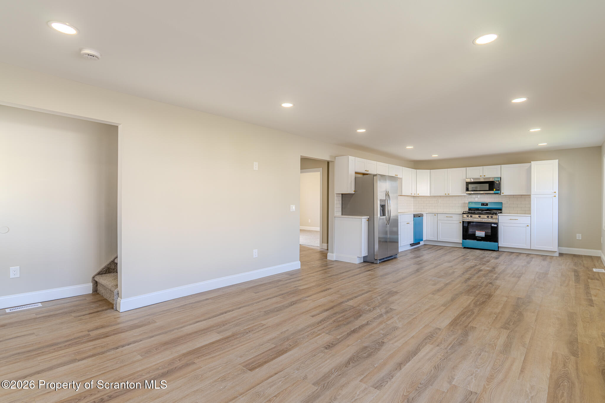 605 Roth Street Moosic, PA 18507 - Photo 3 of 38 PSU07837-HDR