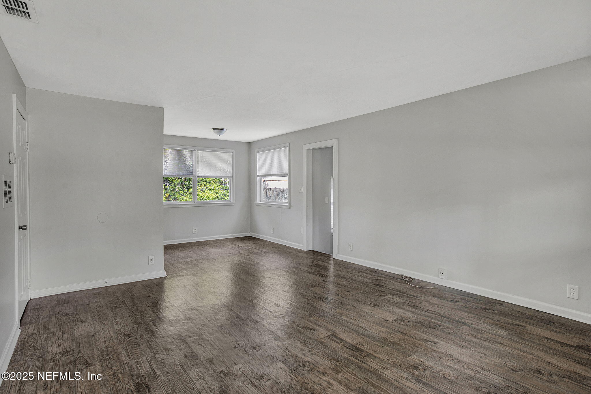 7328 Warner Drive Jacksonville, FL 32244 - Photo 5 of 25 Living Area/ Dining Area Split