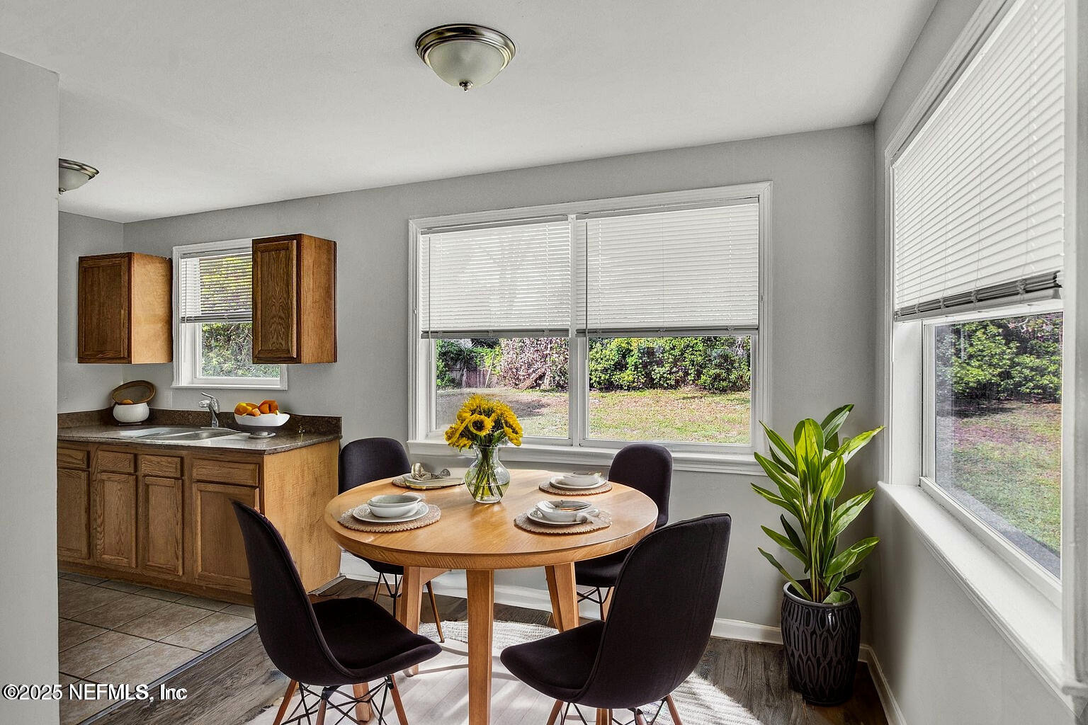 7328 Warner Drive Jacksonville, FL 32244 - Photo 6 of 25 Dining Area