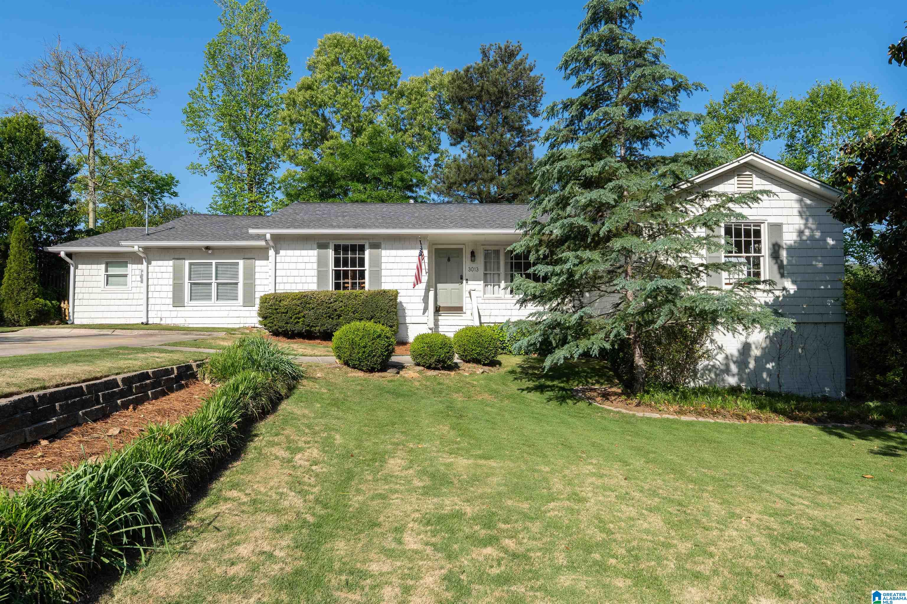 3013 Dolly Ridge Drive Birmingham, AL 35243 - Photo 1 of 34