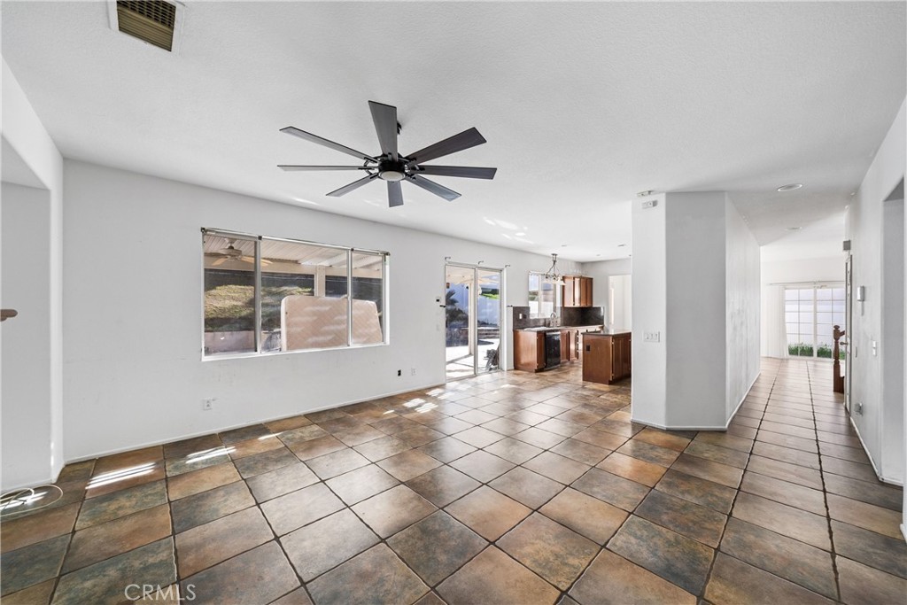 17806 Cedarwood Drive Riverside, CA 92503 - Photo 9 of 29