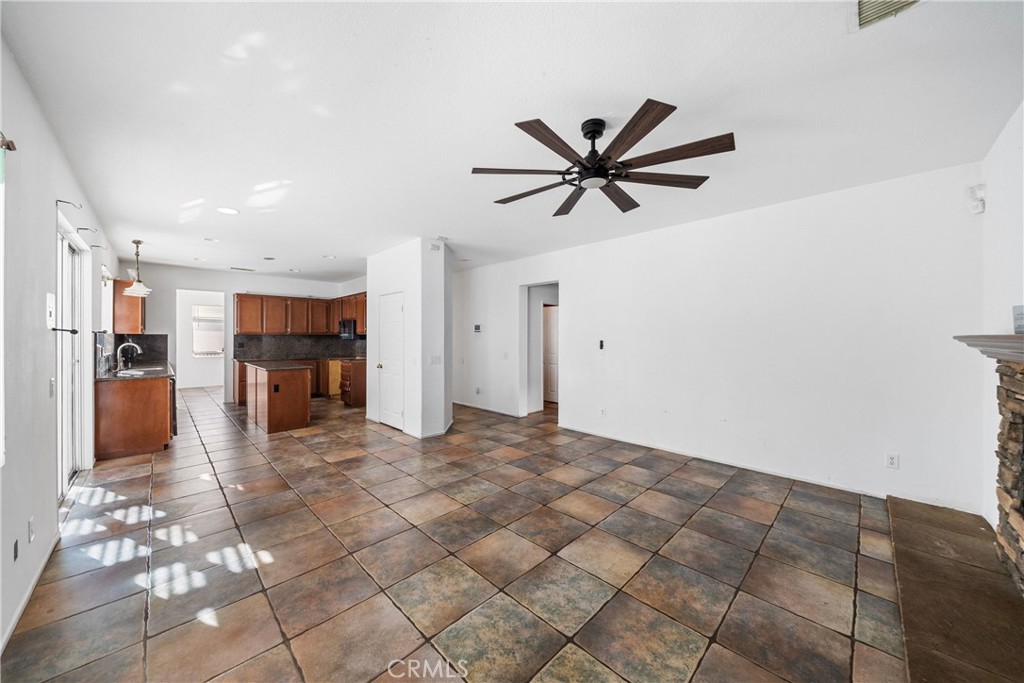 17806 Cedarwood Drive Riverside, CA 92503 - Photo 10 of 29