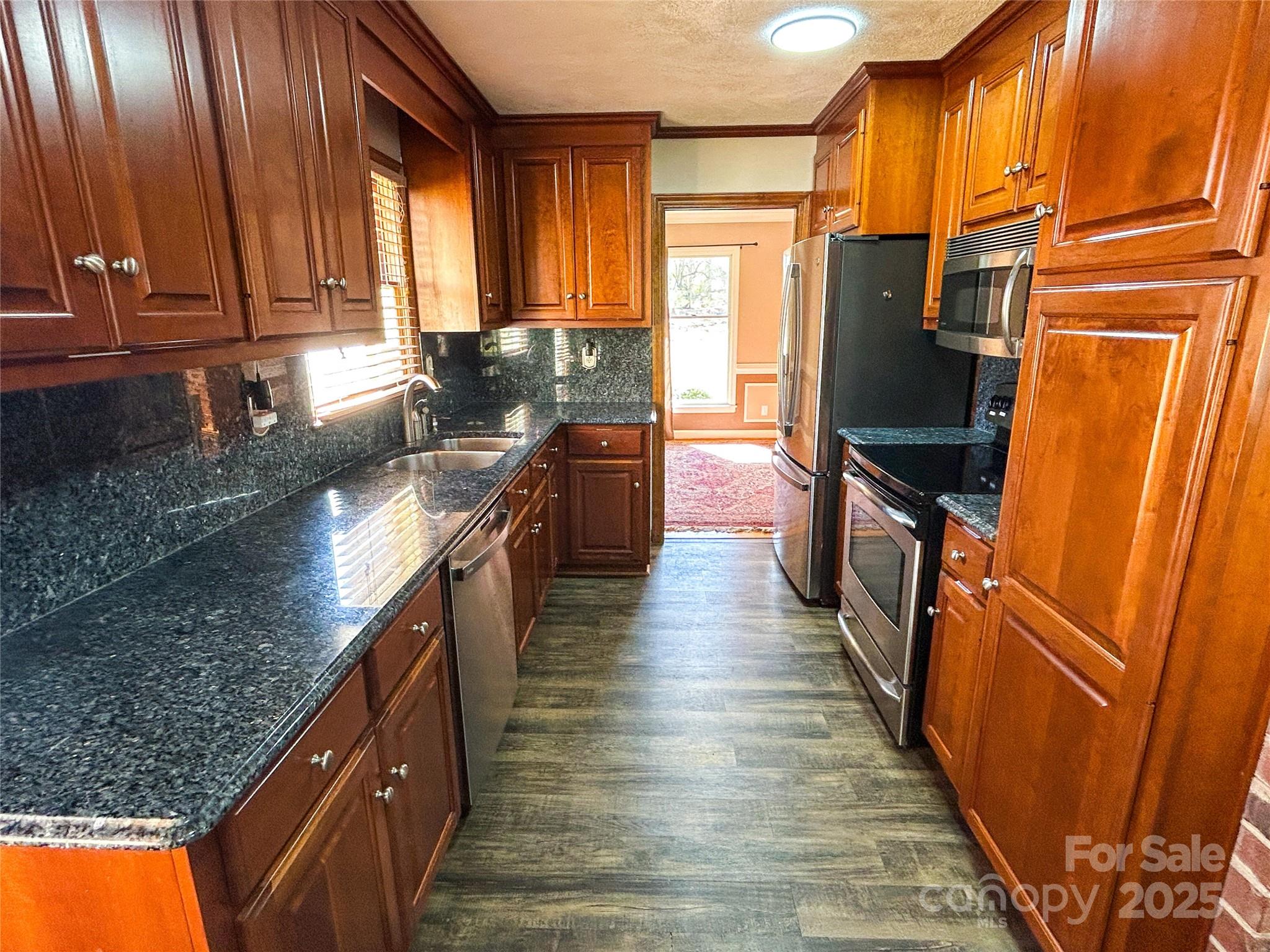 925 Belmorrow Drive Charlotte, NC 28214 - Photo 8 of 46