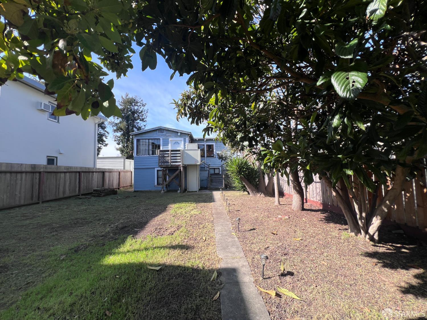 2324 Browning Street Berkeley, CA 94702 - Photo 2 of 9