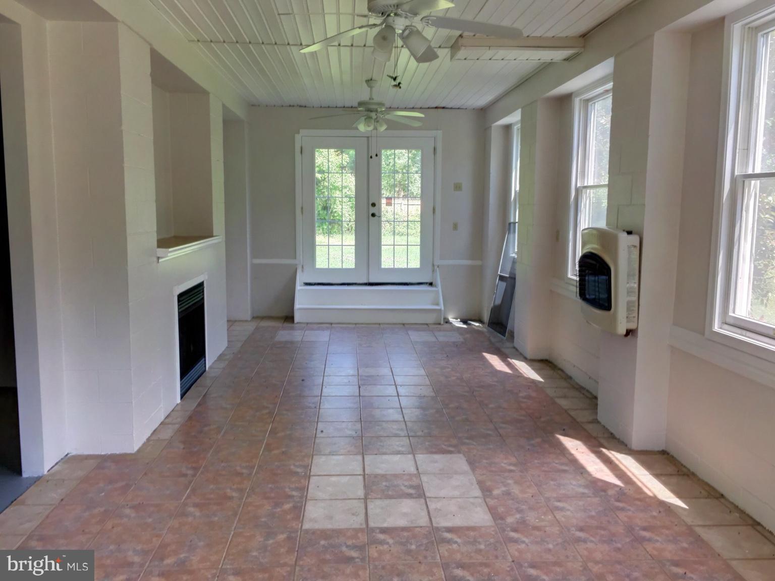 200 River Road Elkton, MD 21921 - Photo 22 of 26 Family Room