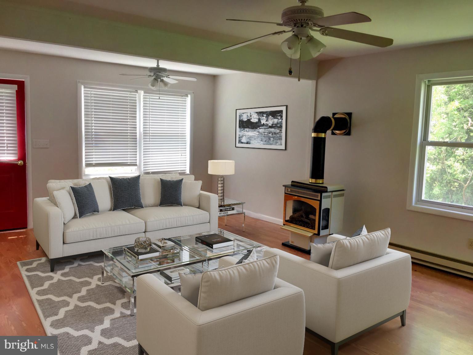 200 River Road Elkton, MD 21921 - Photo 7 of 26 Living Room