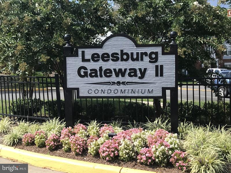 511 Constellation Square Southeast, Unit E Leesburg, VA 20175 - Photo 2 of 34 Entrance of community