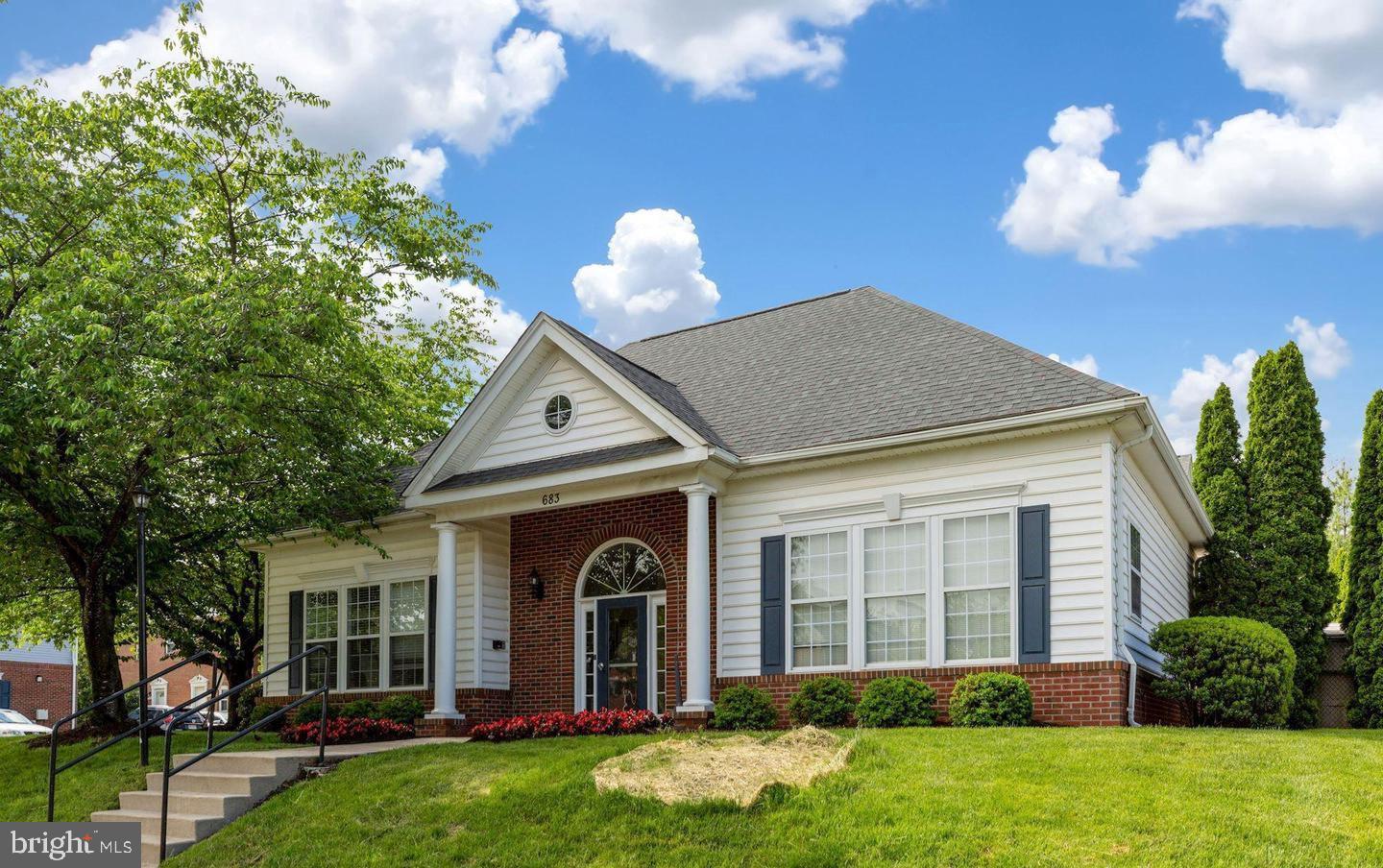 511 Constellation Square Southeast, Unit E Leesburg, VA 20175 - Photo 28 of 34 Clubhouse