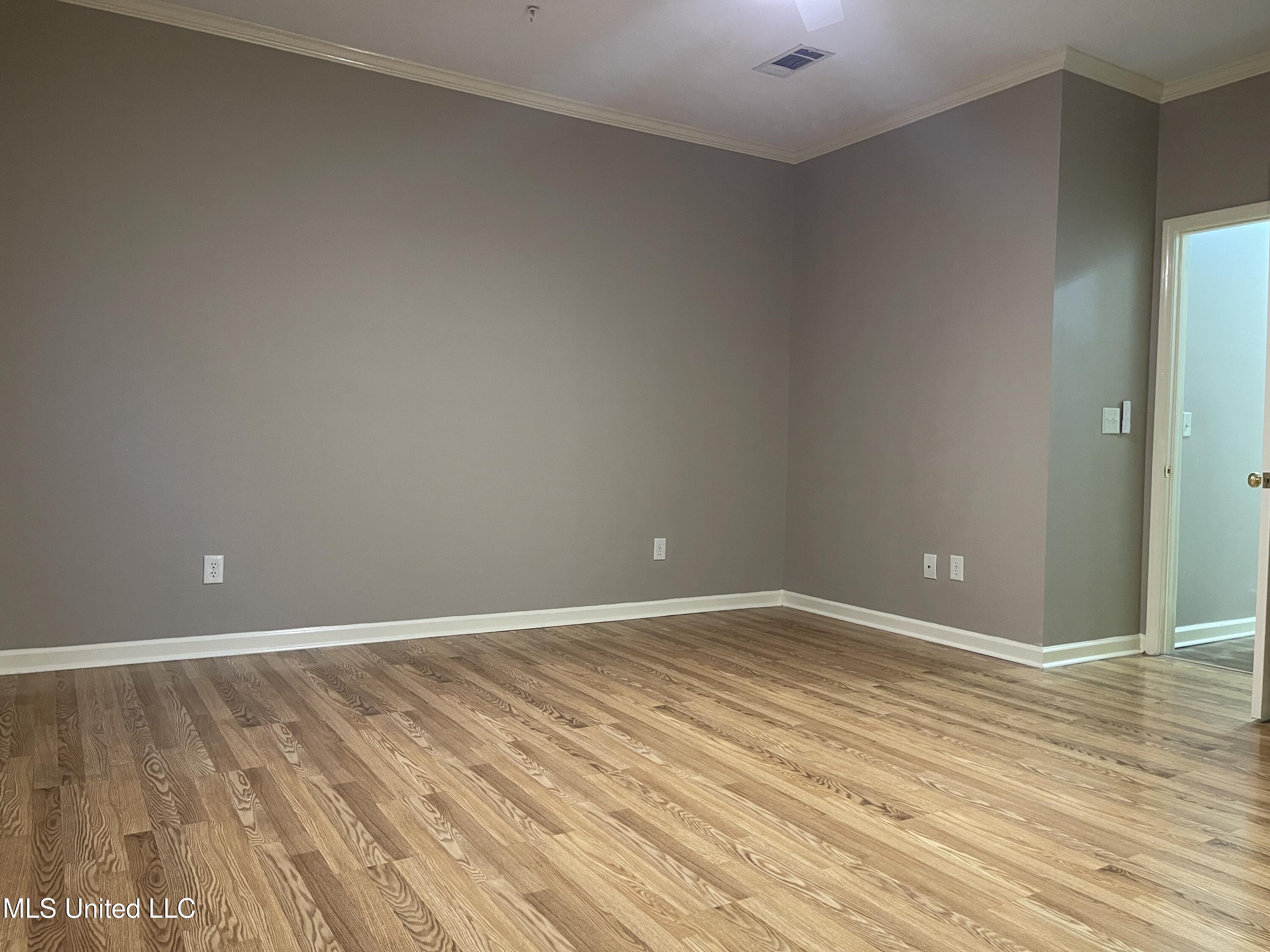 1804 Lake Trace Drive Jackson, MS 39211 - Photo 26 of 57 Master Bedroom