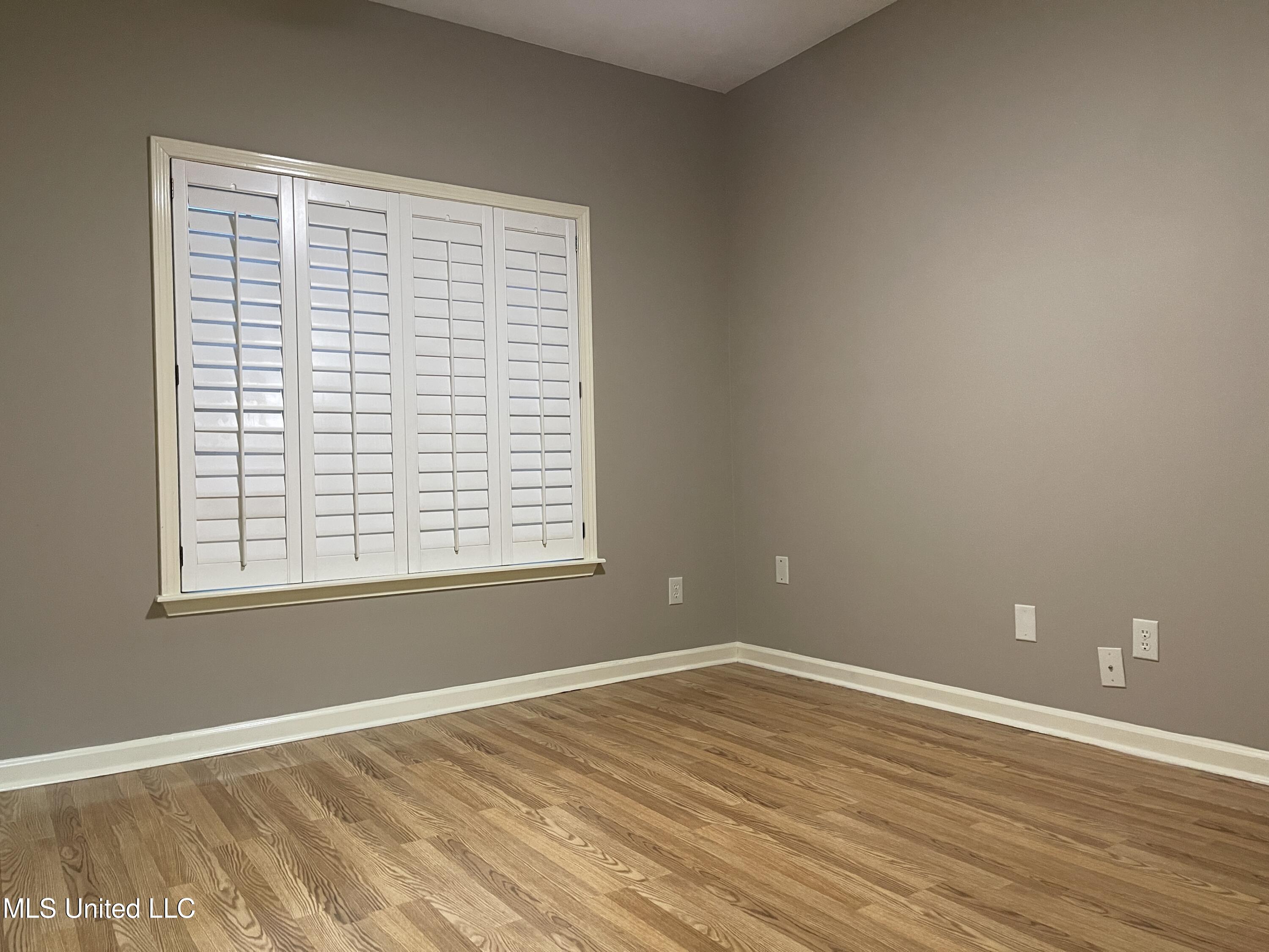 1804 Lake Trace Drive Jackson, MS 39211 - Photo 39 of 57 Guestroom 1