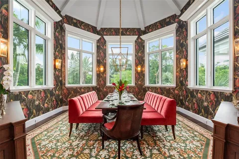 $8,500,000 | 501 Harbor Point Road, Longboat Key, FL 34228