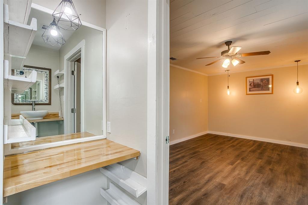 6260 Silver Creek Azle Road Azle, TX 76020 - Photo 19 of 40 a view interior of the house