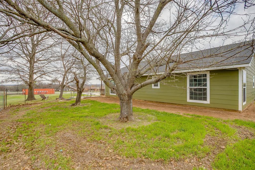 6260 Silver Creek Azle Road Azle, TX 76020 - Photo 37 of 40 a house view with backyard space