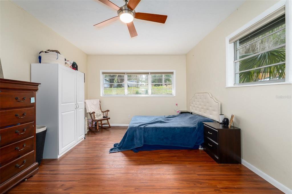 418 Northwest 27th Terrace Gainesville, FL 32607 - Photo 17 of 35