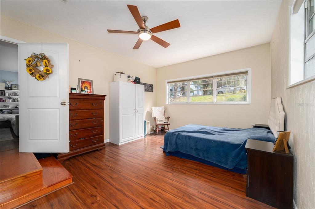 418 Northwest 27th Terrace Gainesville, FL 32607 - Photo 18 of 35