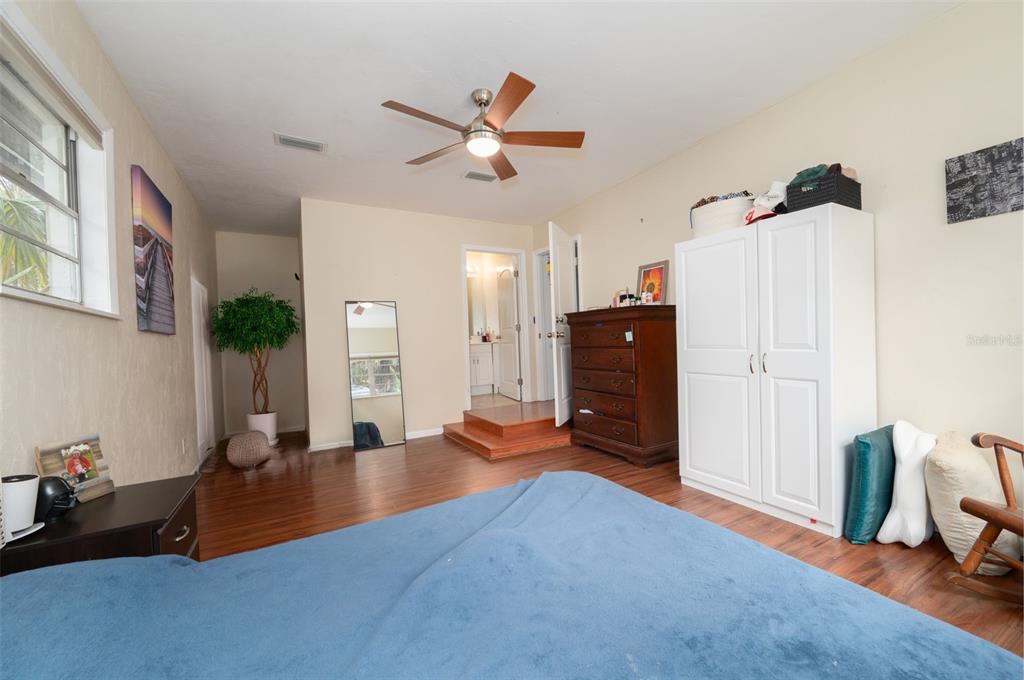 418 Northwest 27th Terrace Gainesville, FL 32607 - Photo 19 of 35