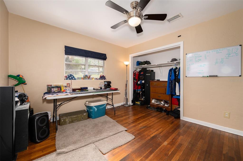 418 Northwest 27th Terrace Gainesville, FL 32607 - Photo 25 of 35