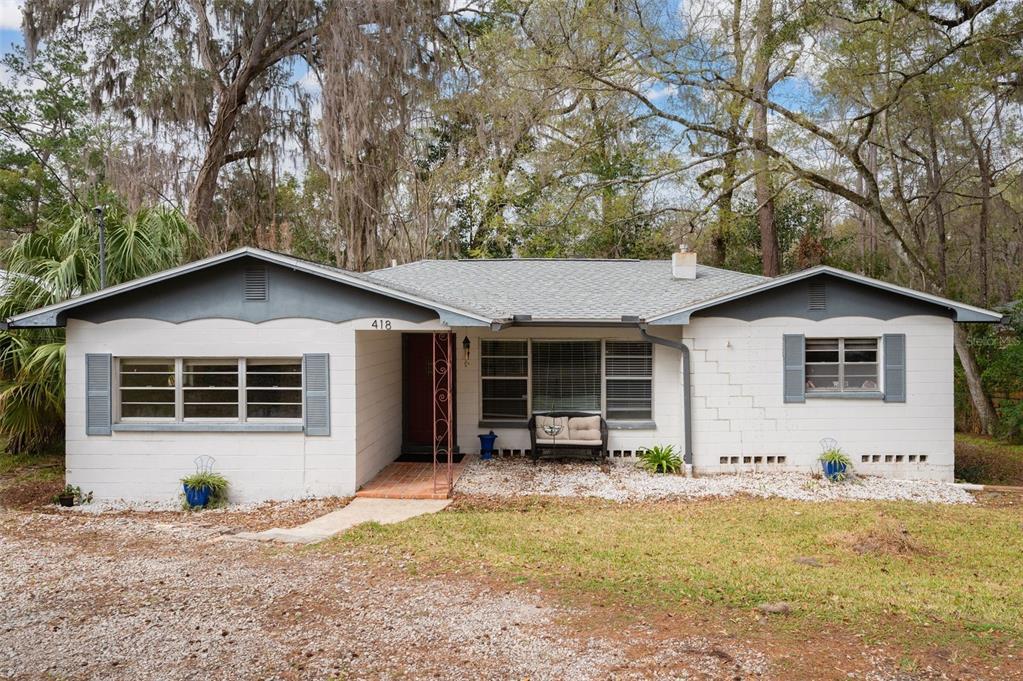 418 Northwest 27th Terrace Gainesville, FL 32607 - Photo 4 of 35