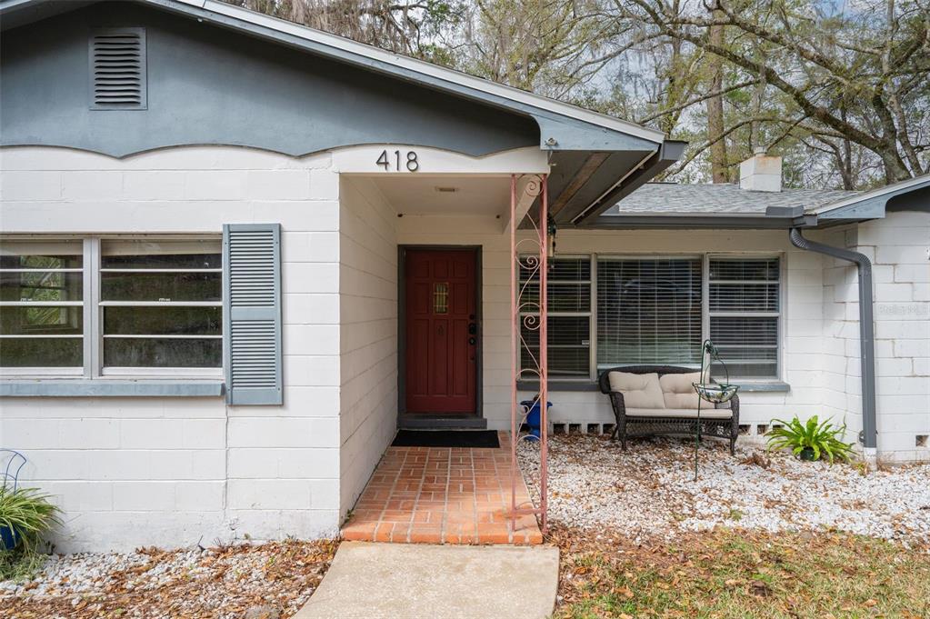 418 Northwest 27th Terrace Gainesville, FL 32607 - Photo 5 of 35