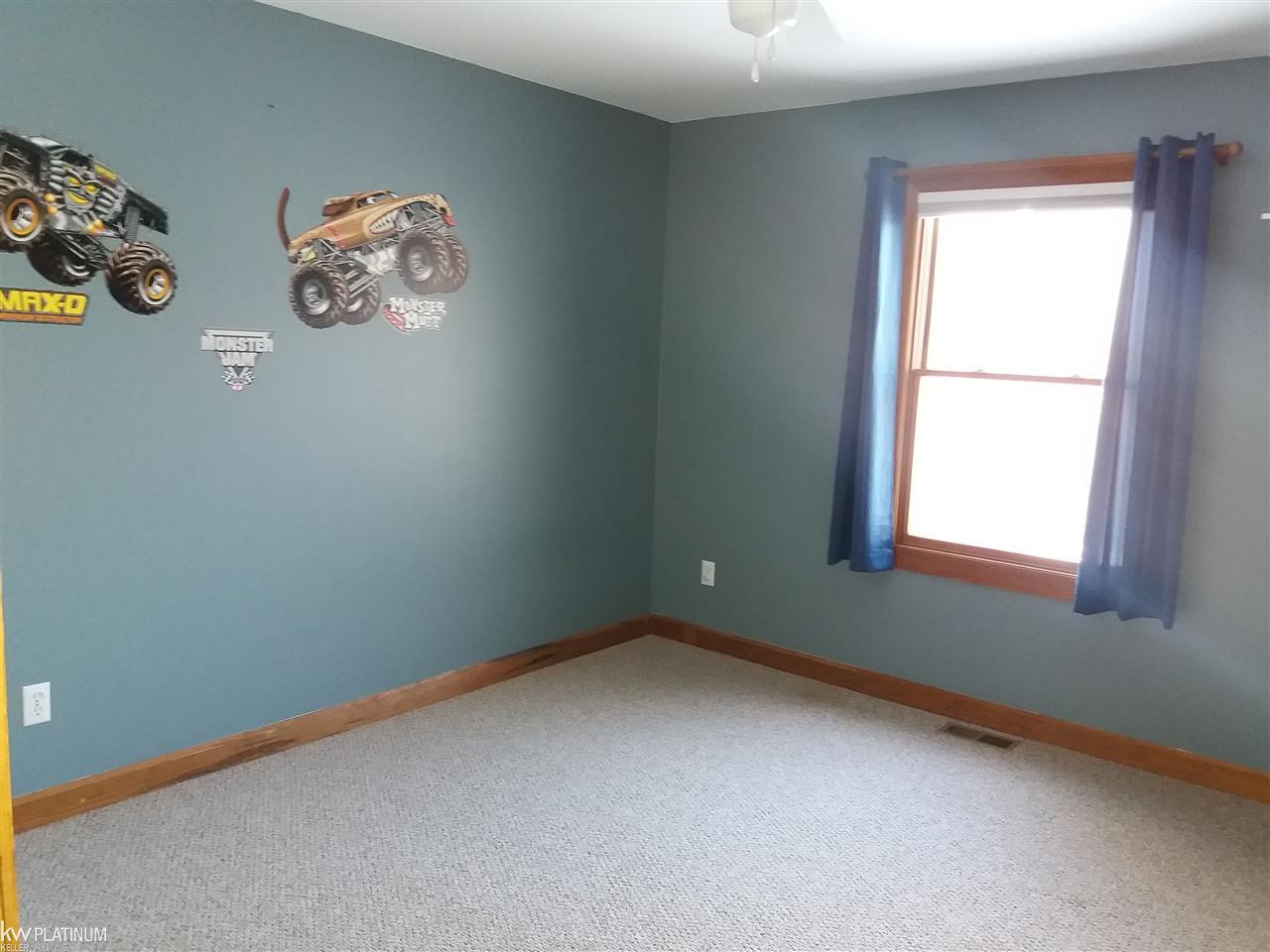 2924 Castor Road Goodells, MI 48027 - Photo 33 of 45 31366817-33.JPG