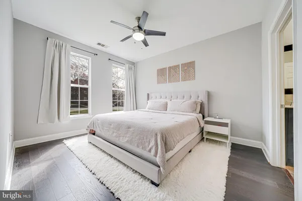$444,900 | 801 South Greenbrier Street, Unit 113, Arlington, VA 22204
