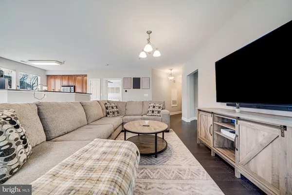 $444,900 | 801 South Greenbrier Street, Unit 113, Arlington, VA 22204