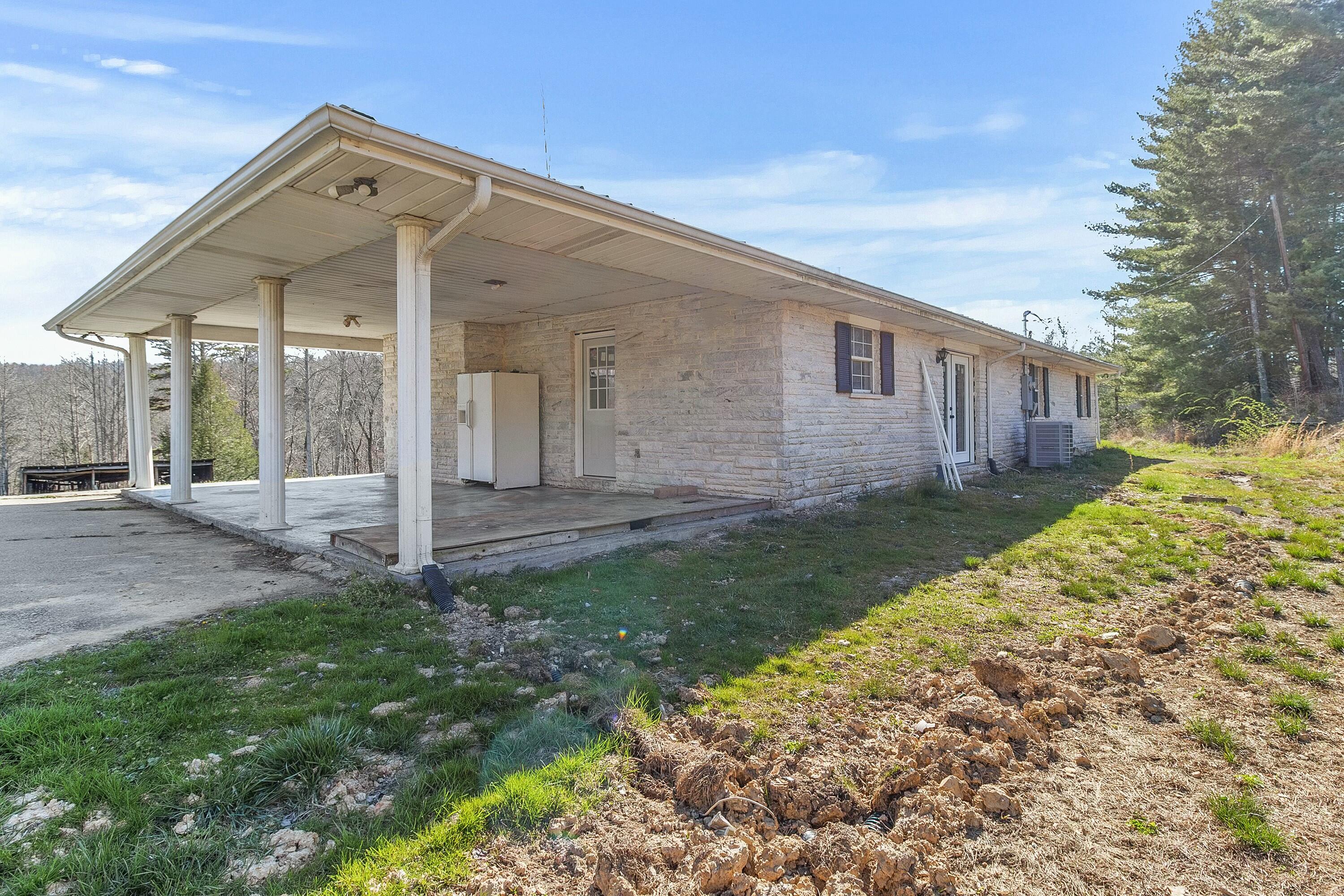 1721 Blackwater Road Tyner, KY 40486 - Photo 9 of 68 tempImage7M2gxf