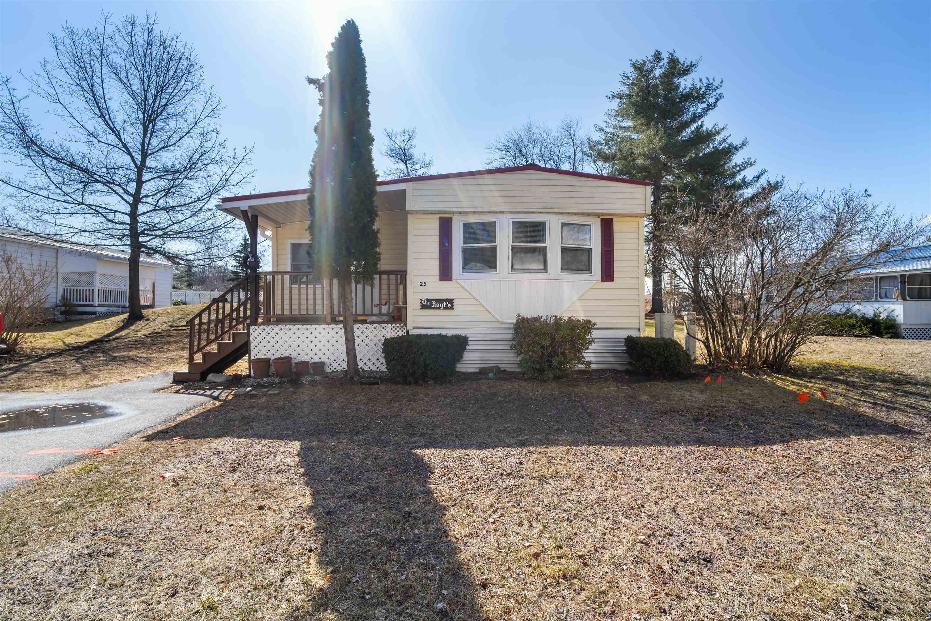 25 Country Lane Rochester, NH 03867 - Photo 1 of 22