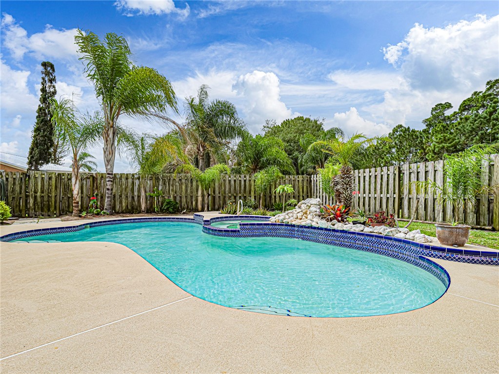 901 Beach Lane Sebastian, FL 32958 - Photo 32 of 36