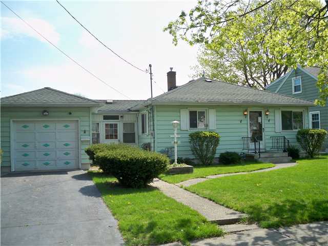 98 Belknap Street Rochester, NY 14606 - Photo 1 of 1 Exterior Front