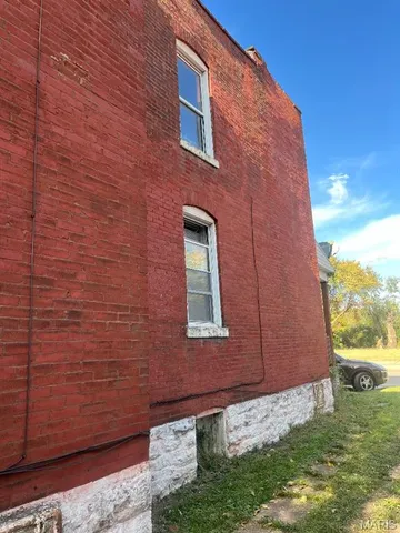 $19,000 | 1620 Missouri Avenue, East St. Louis, IL 62205