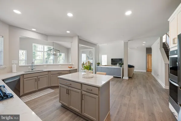 $725,000 | 181 Wavyleaf Drive, Smyrna, DE 19977