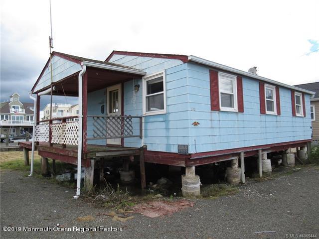 273 Heron Road Tuckerton, NJ 08087 - Photo 3 of 35 3