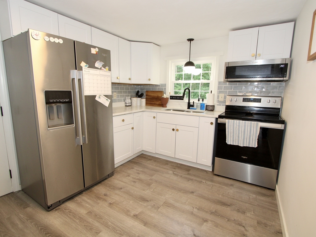 44 Federal Hill Road, Unit 44 Auburn, MA 01501 - Photo 3 of 9 Gallery Image 3