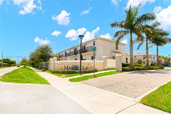 $3,100 | 846 Southeast 19th Street, Homestead, FL 33034