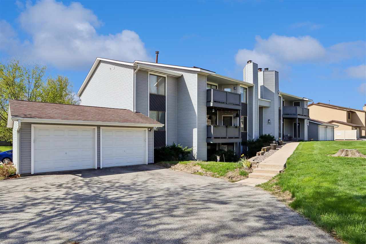 2040 Holiday Road, Unit C2 Coralville, IA 52241 - Photo 2 of 21 Gallery Image 2