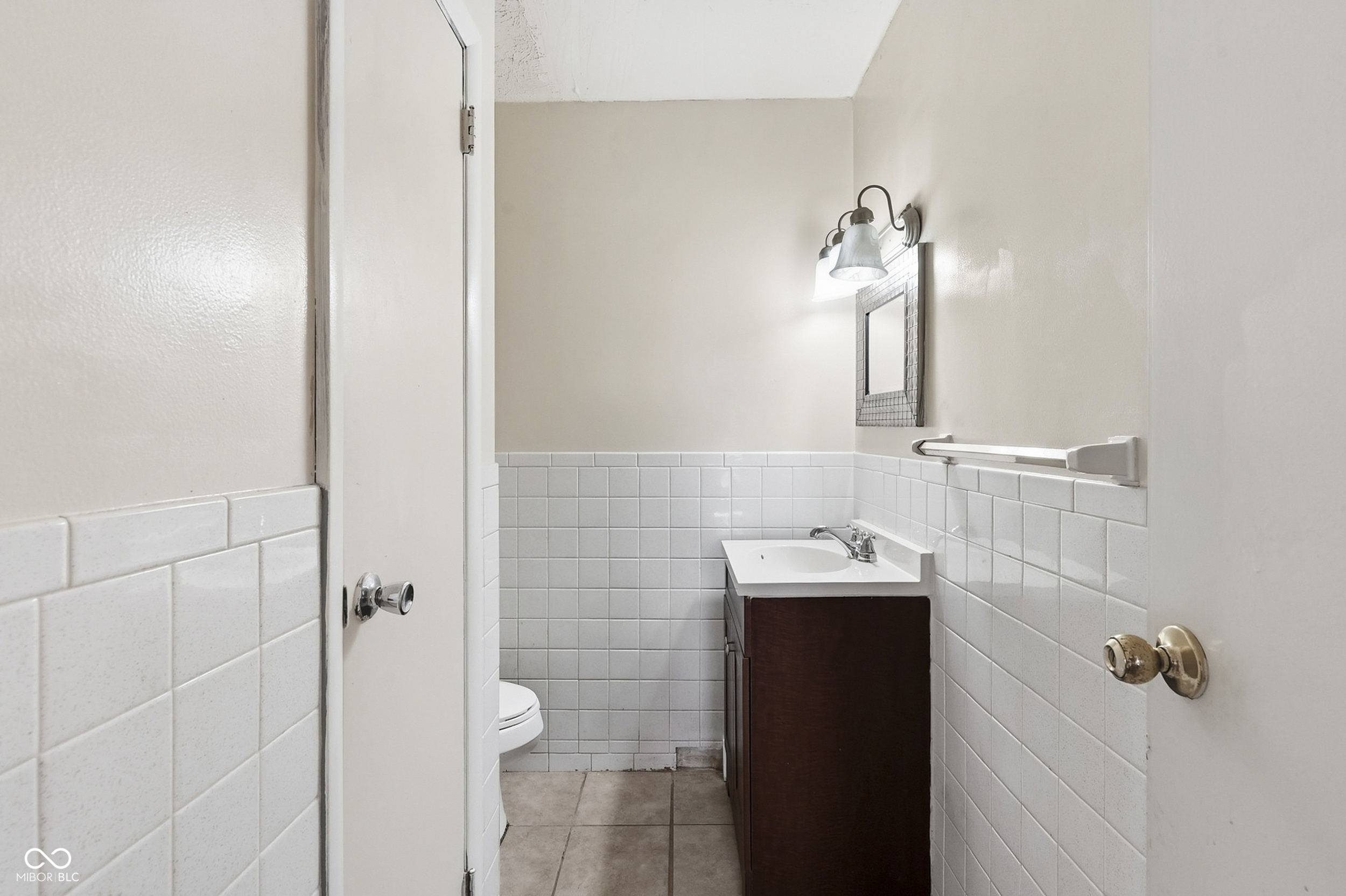 2915 North Mitthoefer Road Indianapolis, IN 46229 - Photo 19 of 42 Gallery Image 19