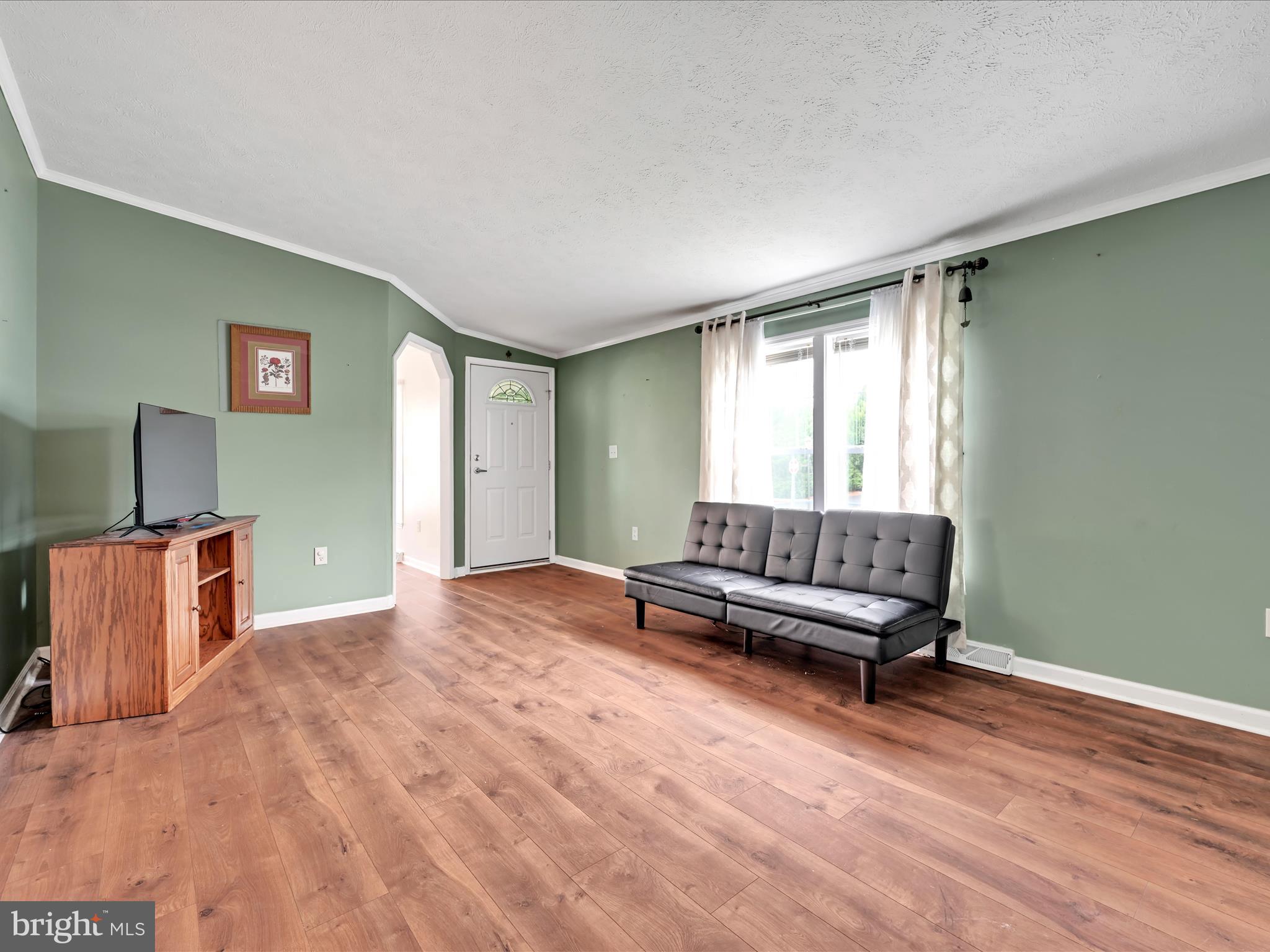 2 Bedrock Lane Annville, PA 17003 - Photo 5 of 25 Living Room
