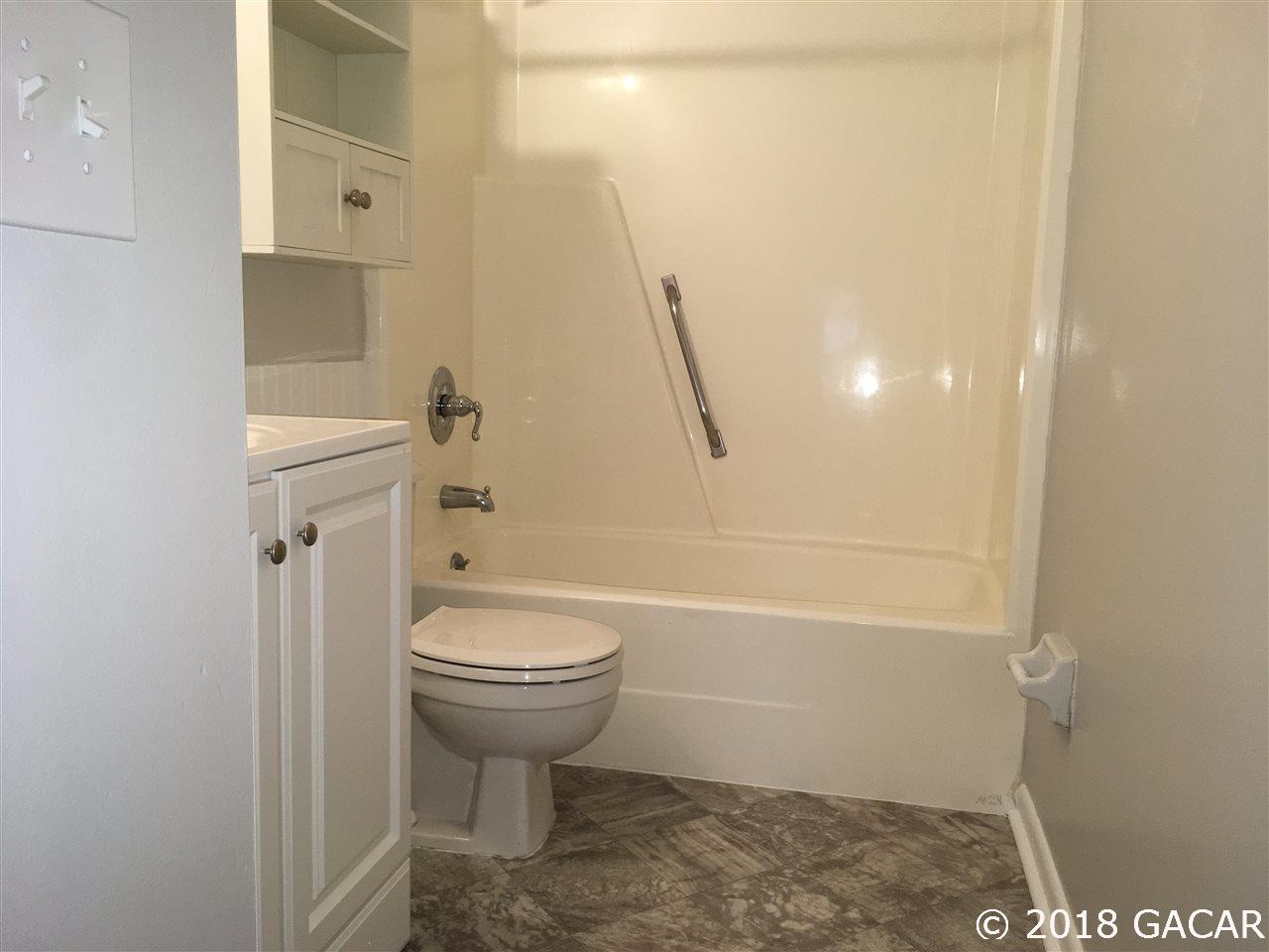 7337 Southwest 21st Place Gainesville, FL 32607 - Photo 16 of 30 Gallery Image 16